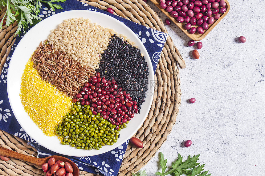 高温雷雨同台!未来几天广东渐转晴热天气