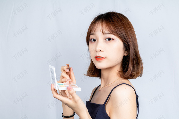 洛克希德马丁(LMT.US)第二季度业绩失利 调整全年利润预期