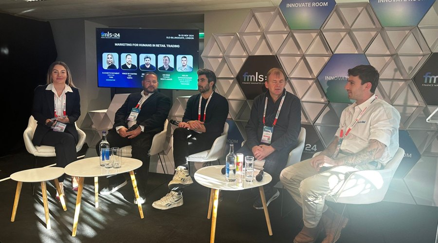 北水动向|北水成交净卖出13.2亿 中国人寿(02628)再获加仓 科网股及雅下水电概念出现分化