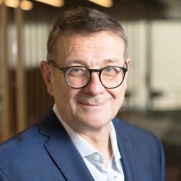 桂平市电商日均销售荔枝130多吨